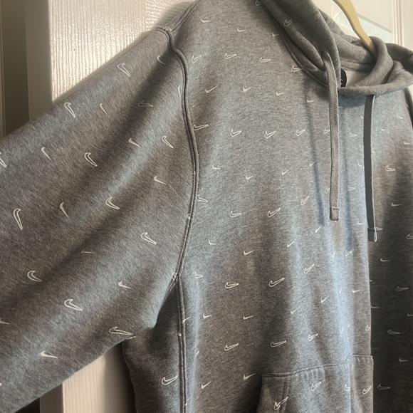 Men’s Nike hoodie size medium - Picture 4 of 8